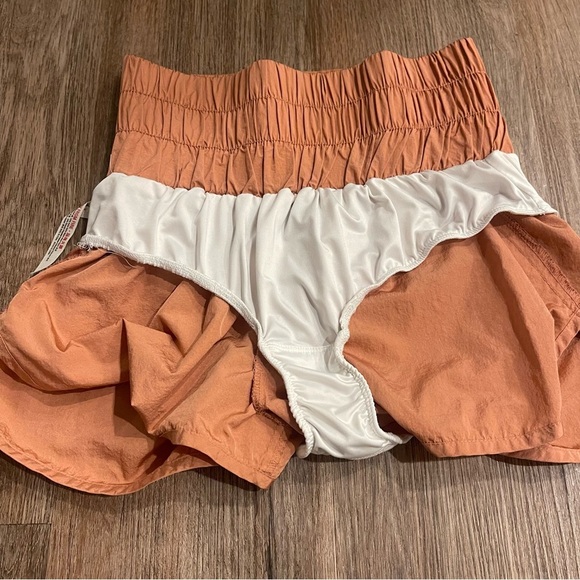 Free People Movement The Way Home Shorts Brushed Apricot Workout - Size Small - Picture 6 of 9
